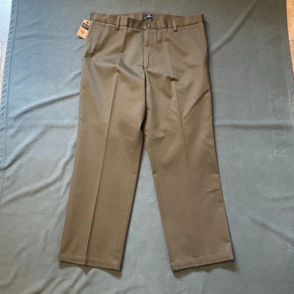 NWT Dockers Signature Khaki Flat Front D2 Straight Mens Pants 38/30 - Picture 1 of 7